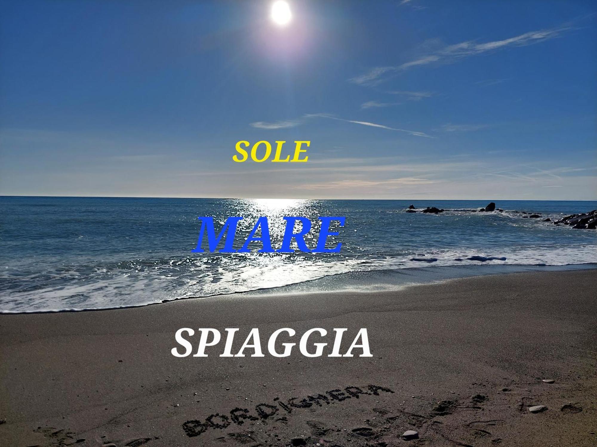 Emozioni Casa Vista Mare بورديغيرا المظهر الخارجي الصورة